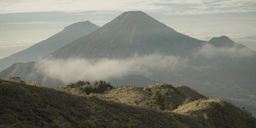 Sederet Nama Gunung Yang Cocok Di Daki Pemula