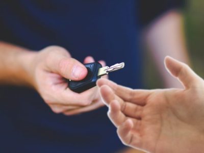 Tips Agar Anda Tidak Merugi Saat Menjual Mobil Bekas