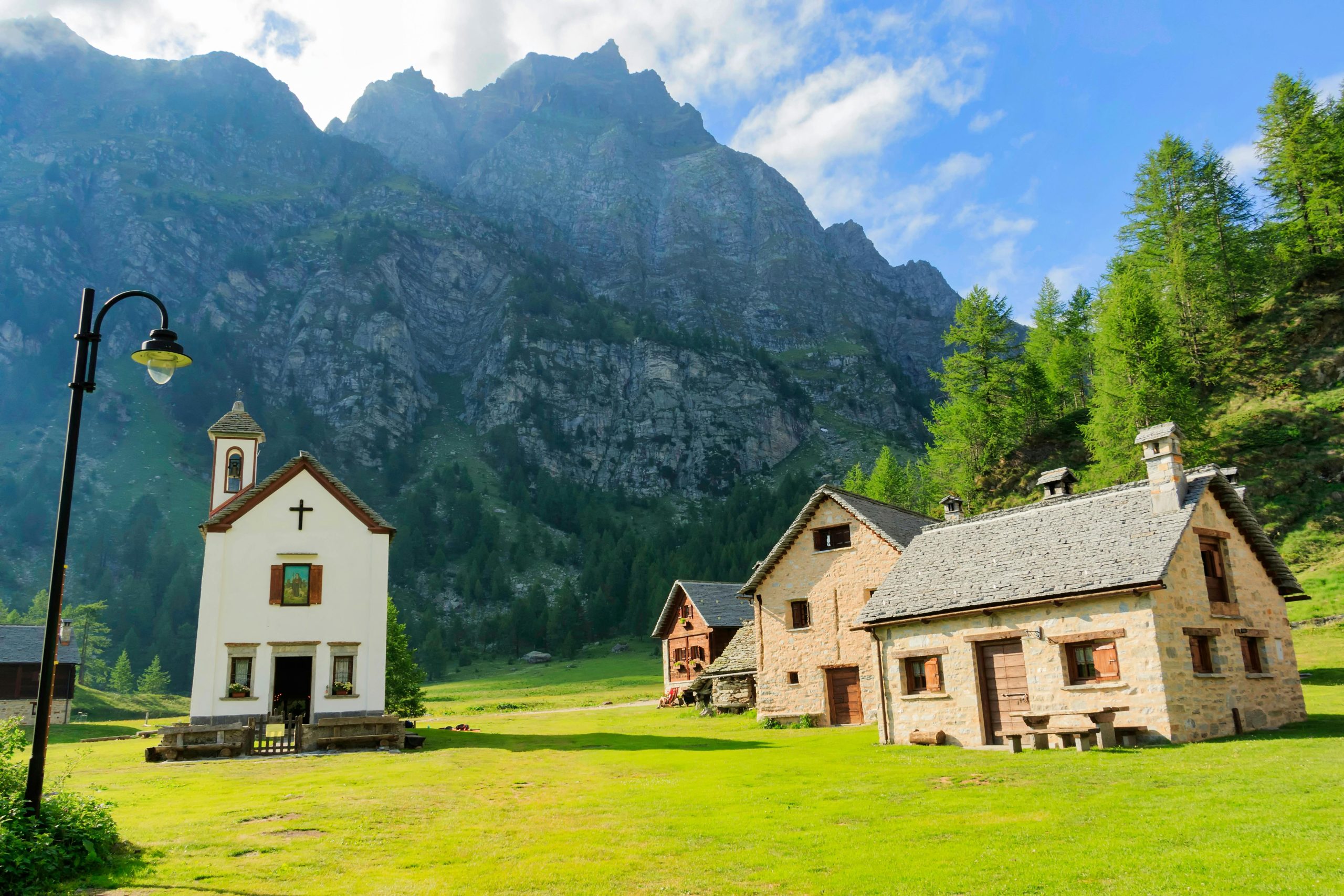 Revitalisasi Desa: Membangun Ekonomi Lokal Yang Kuat