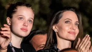 Perubahan Nama Shiloh Jolie-Pitt Menjadi "Shi"