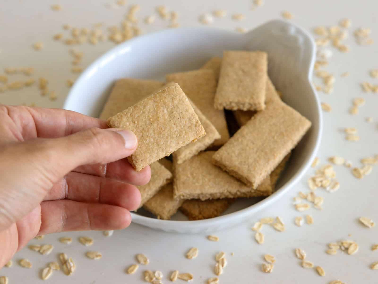 Oat Crackers: Tren Camilan Sehat Yang Kian Di Gemari Dunia