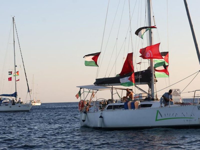 Israel Cegat Kapal Global Sumud Flotilla: Ratusan Aktivis Di Tahan