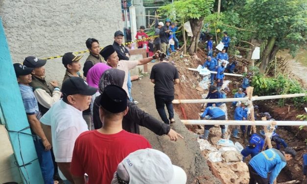 Tanah Longsor Kembangan: Penanganan & Pencegahan