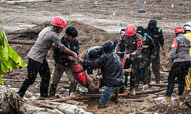 Longsor Cisarua: 29 Korban Di temukan, Pencarian Sempat Macet