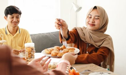 Buka Puasa Sehat Ala Kemenkes: Aman & Segar