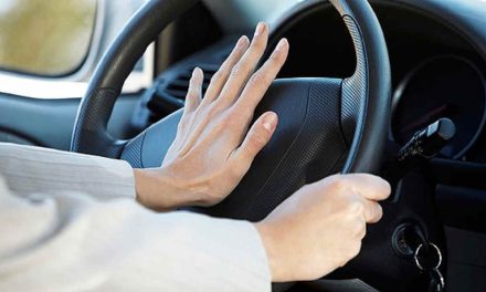 Waktu Yang Tepat Dalam Penggunaan Klaskon Kendaraan