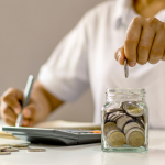 Investasi Waktu: 3 Alasan Kenapa Nabung Sejak Muda Itu “Magic”