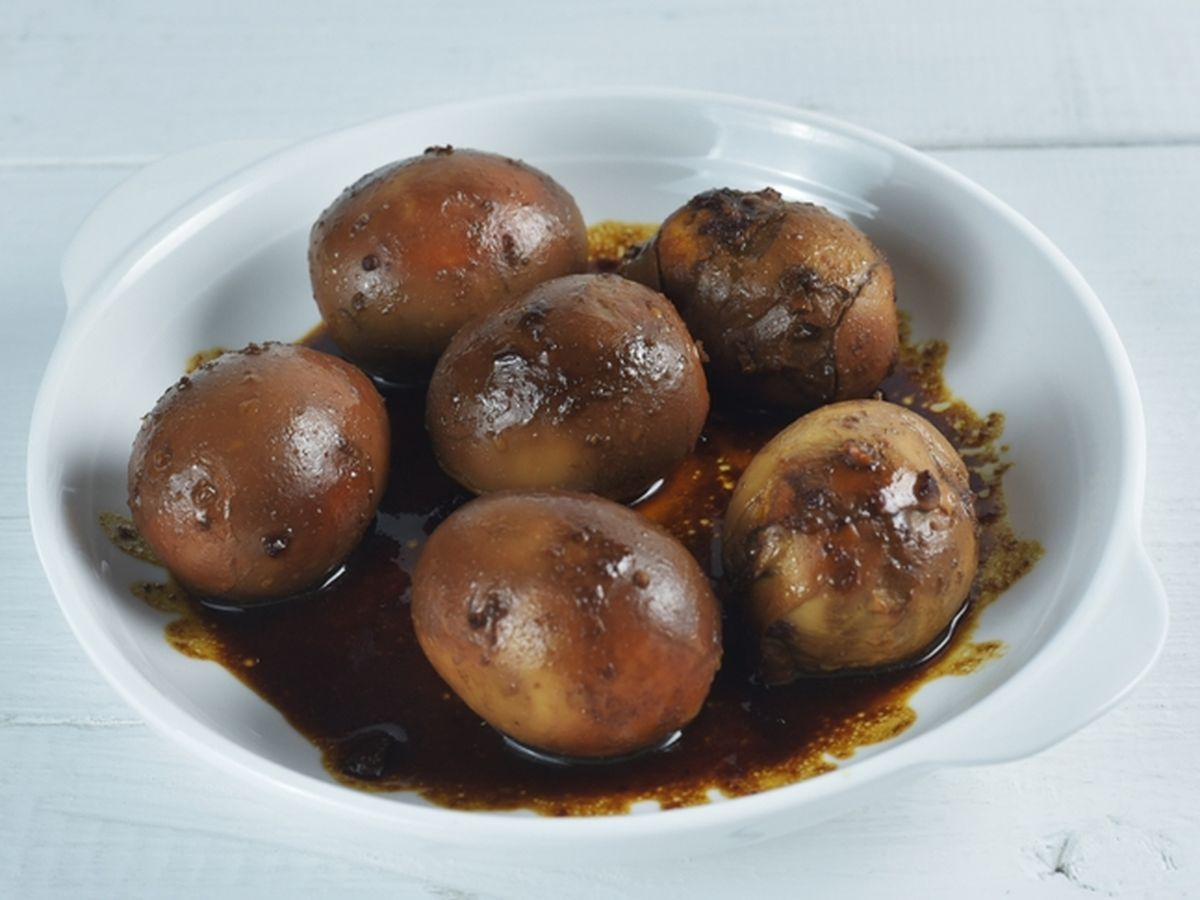 Rahasia Telur Pindang Wangi: Cukup Tambahkan Teh!