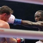 Crawford Bongkar Rahasia Sukses Tumbangkan Canelo!