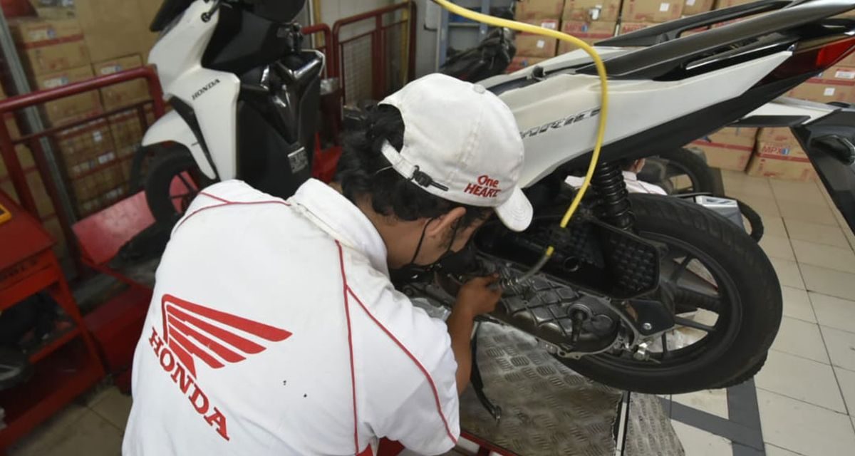 Jangan Tunda Lagi! Ini Tanda-Tanda Motor Kamu Wajib Di Servis