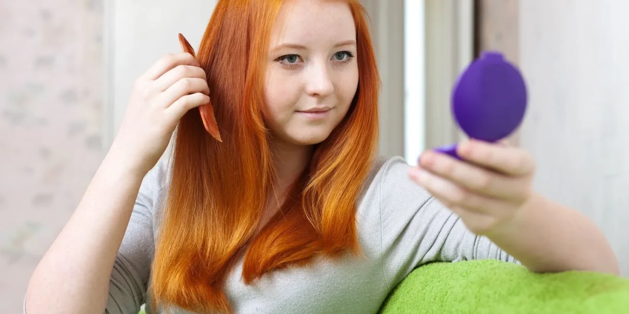 4 Cara Rawat Rambut Berwarna Tetap Sehat
