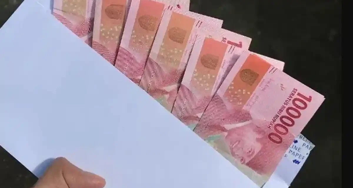 Jangan Kepikiran, Amplop Kondangan Gak Kena Pajak Kok!