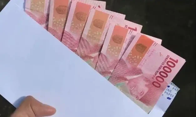 Jangan Kepikiran, Amplop Kondangan Gak Kena Pajak Kok!