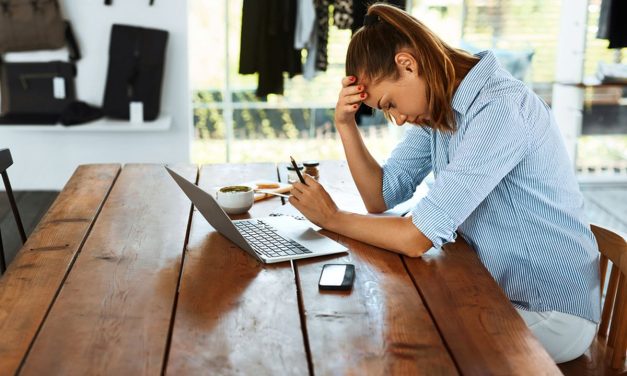 Trik Santai Menghadapi Stress Di Kantor